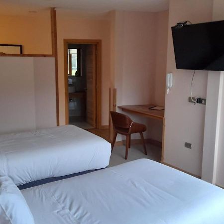 Calafate Apart Hotel Coyhaique Bagian luar foto