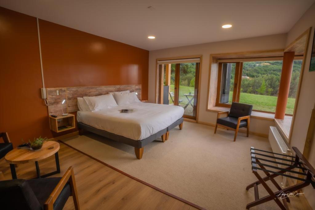 Calafate Apart Hotel Coyhaique Bagian luar foto
