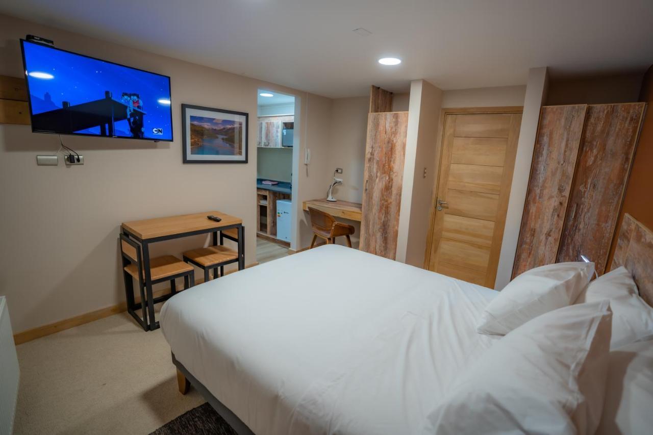 Calafate Apart Hotel Coyhaique Bagian luar foto