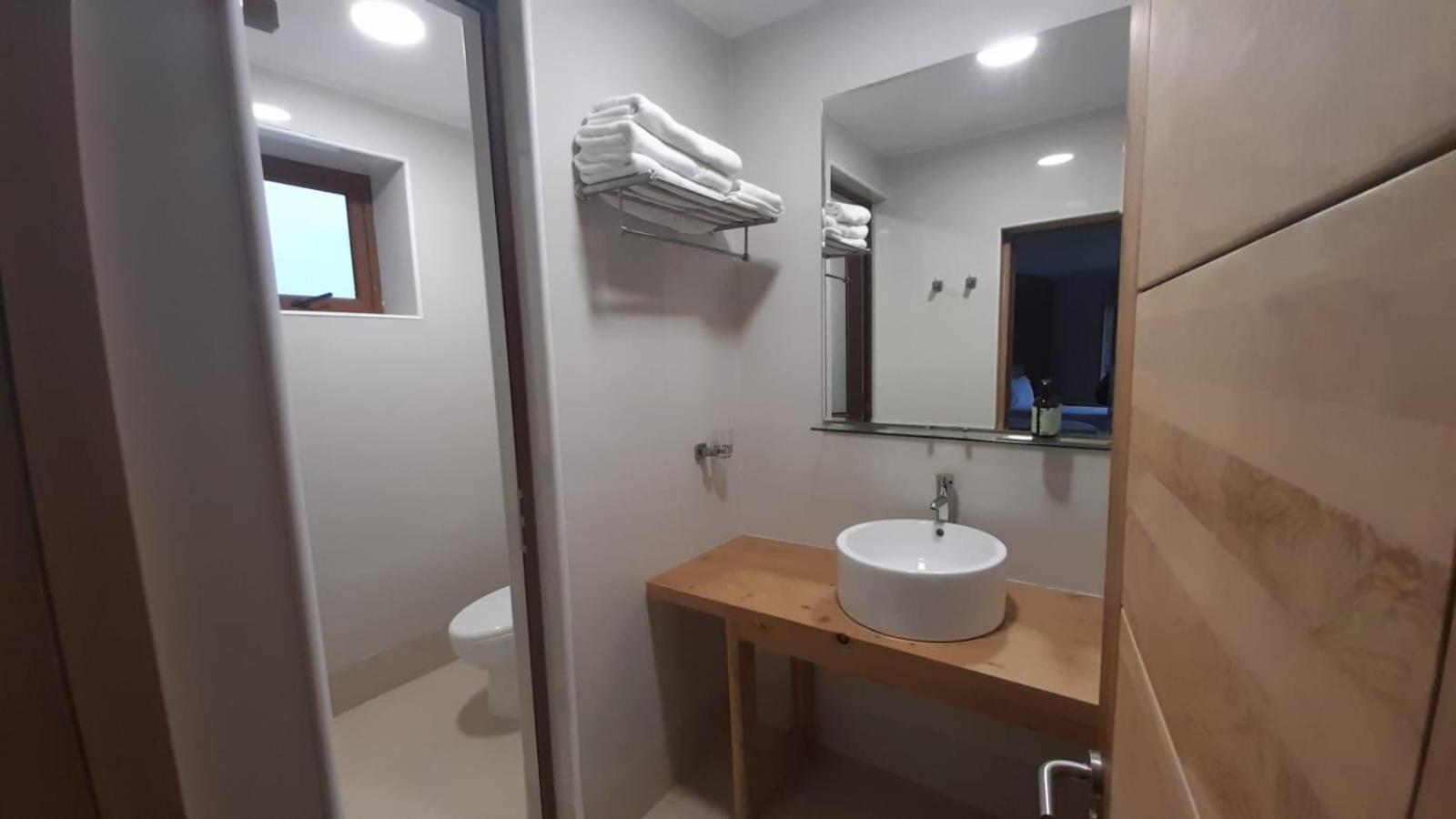 Calafate Apart Hotel Coyhaique Bagian luar foto