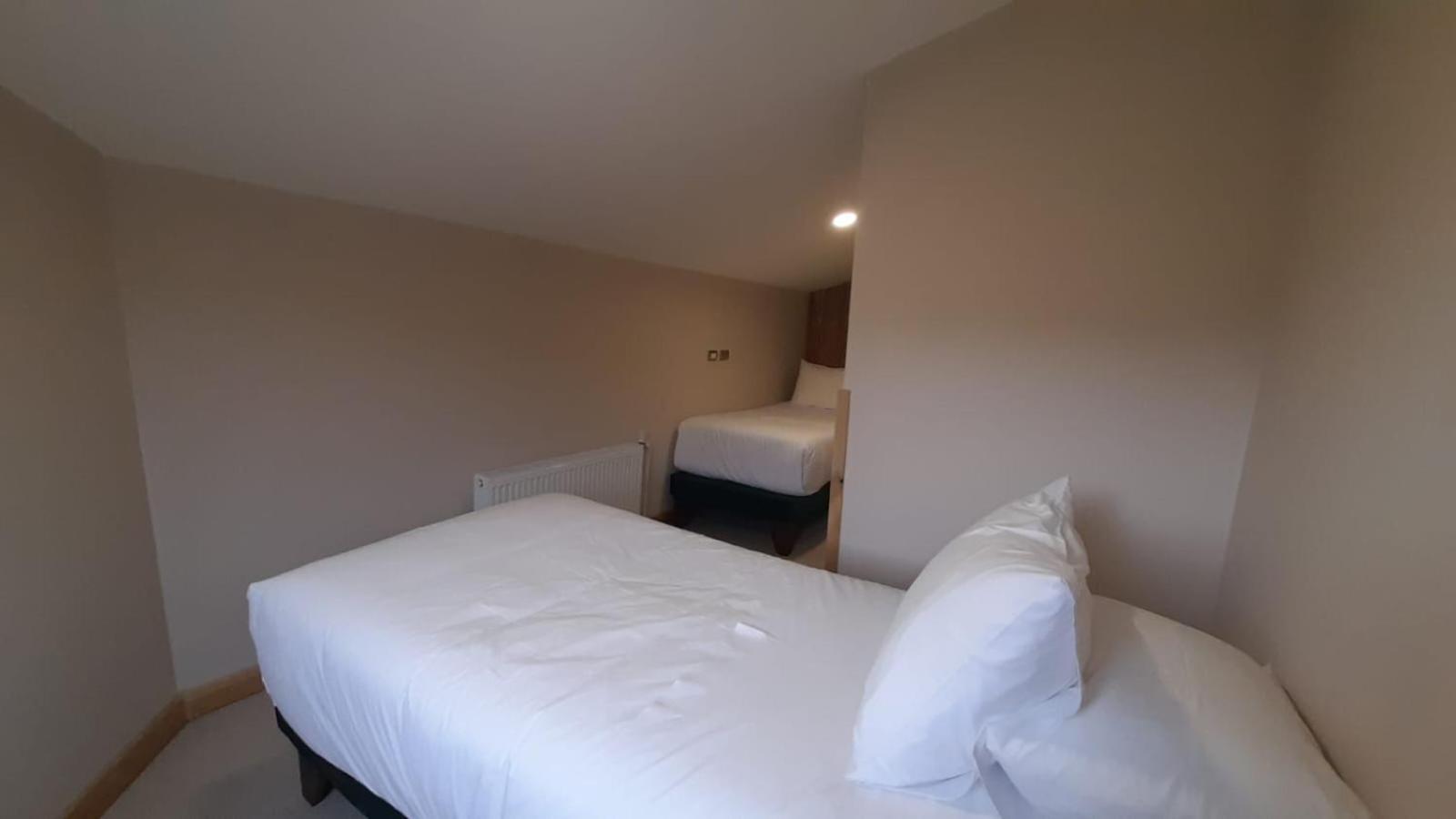 Calafate Apart Hotel Coyhaique Bagian luar foto