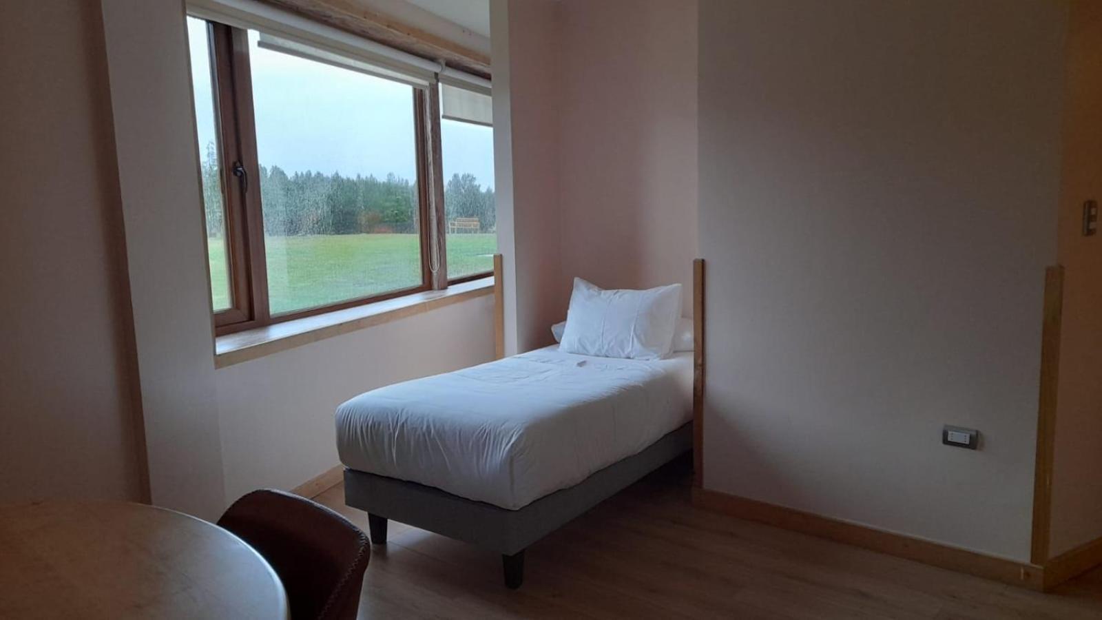 Calafate Apart Hotel Coyhaique Bagian luar foto